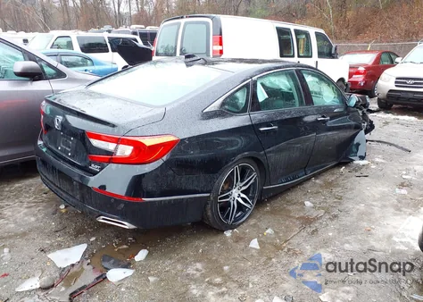 2021 Honda Accord Touring z USA, uszkodzony, nr VIN 1HGCV2F94MA021497